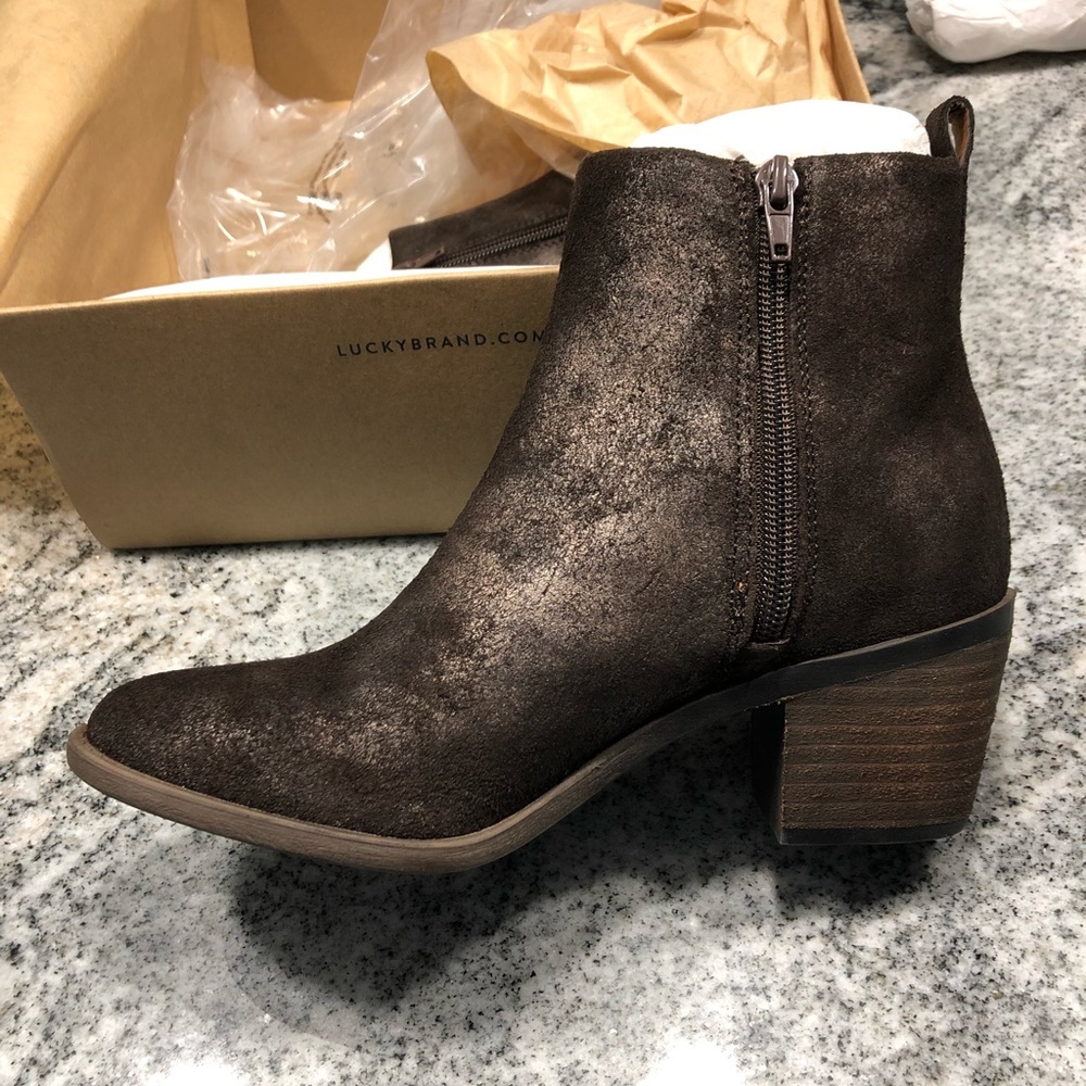 LUCKY🍀BRAND ankle booties 6M NEW!!